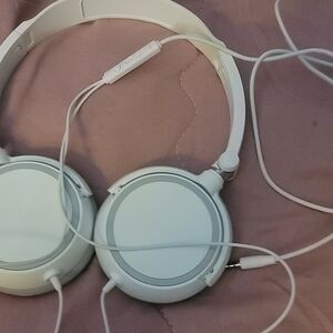 Stylish White On-Ear Wired Headphones